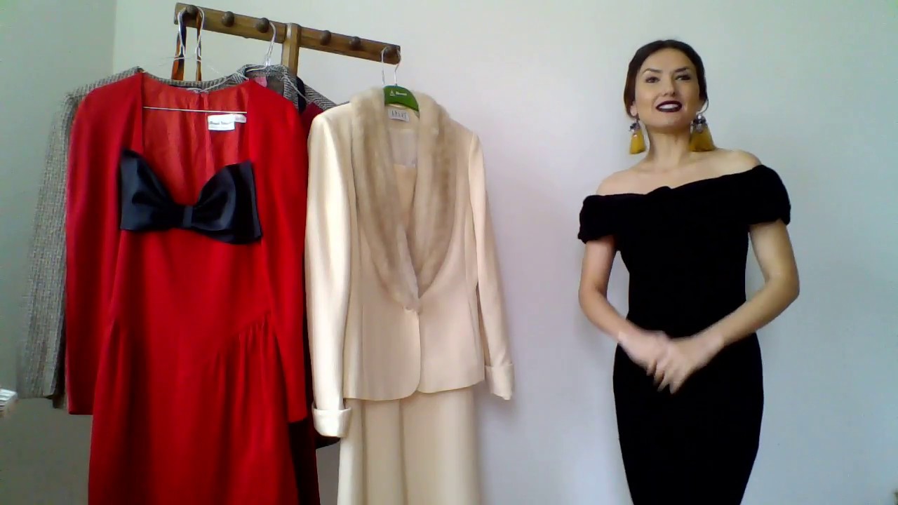 Cum ma imbrac de Revelion la Castel + sacouri si rochii vintage din lana