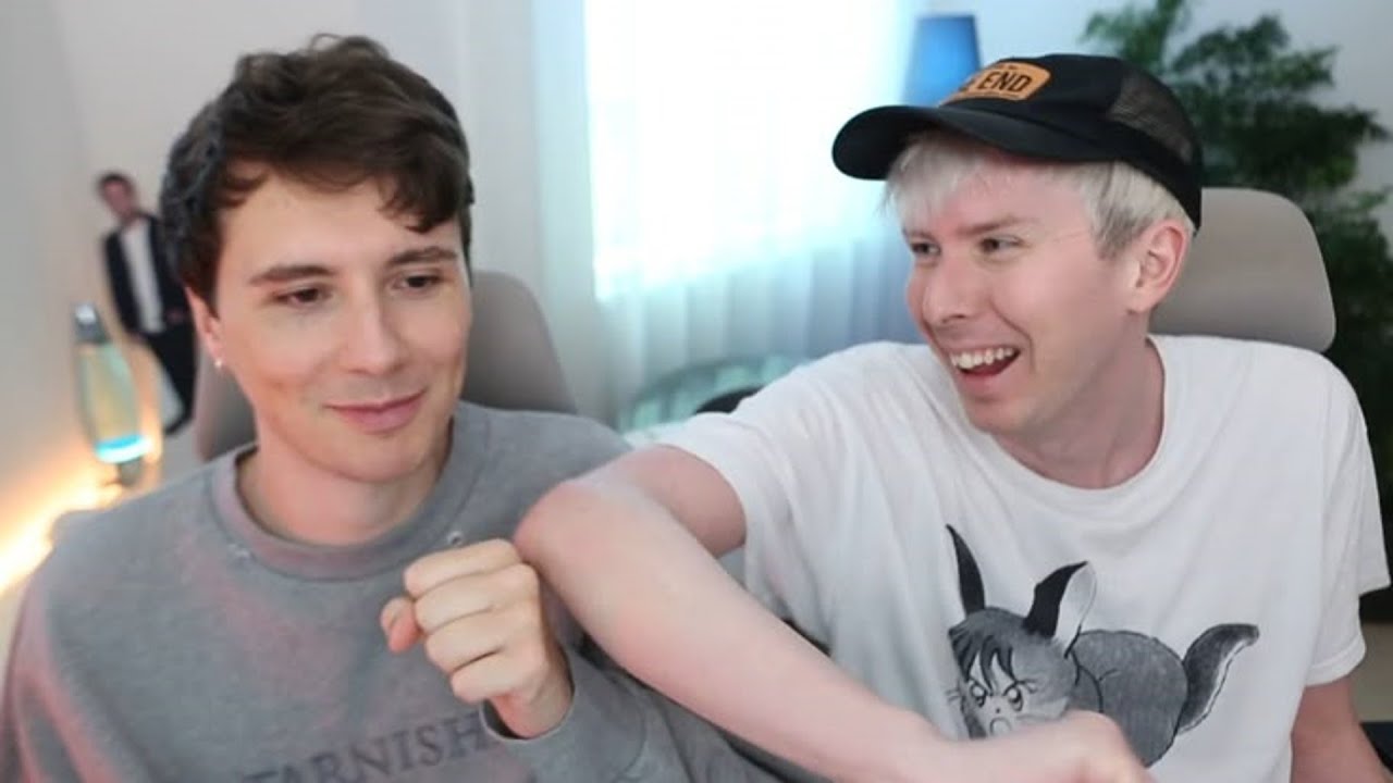 Dan & Phil new moments that teen!me would never see it coming (6)