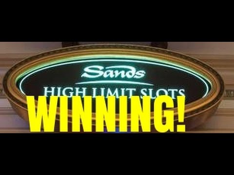 Slot