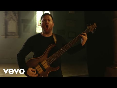 URNE - A TOMB SO FRAIL