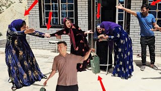 Asking for help from Hamid and his grandmother: Facing Zahra's fight