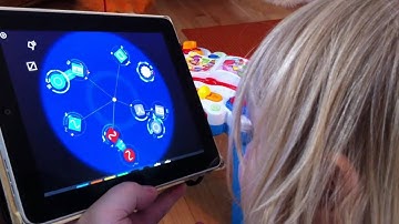 Stella playing the Reactable