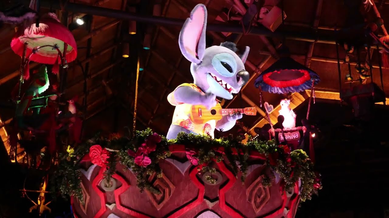 魅惑のチキルーム(Tokyo Disneyland) - YouTube