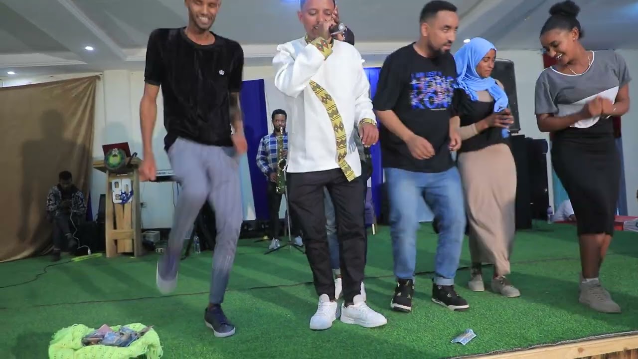 ሱሰና ቀጥታ ከመድረክ ተጋበዙልኝ ተፈራ ፍቃዱ tefera fikadu ኤፍሬም አማረ#ጅንኑ#ፍቅር #አዲስ ሀናን አብዱ# ሀናን አብዱ