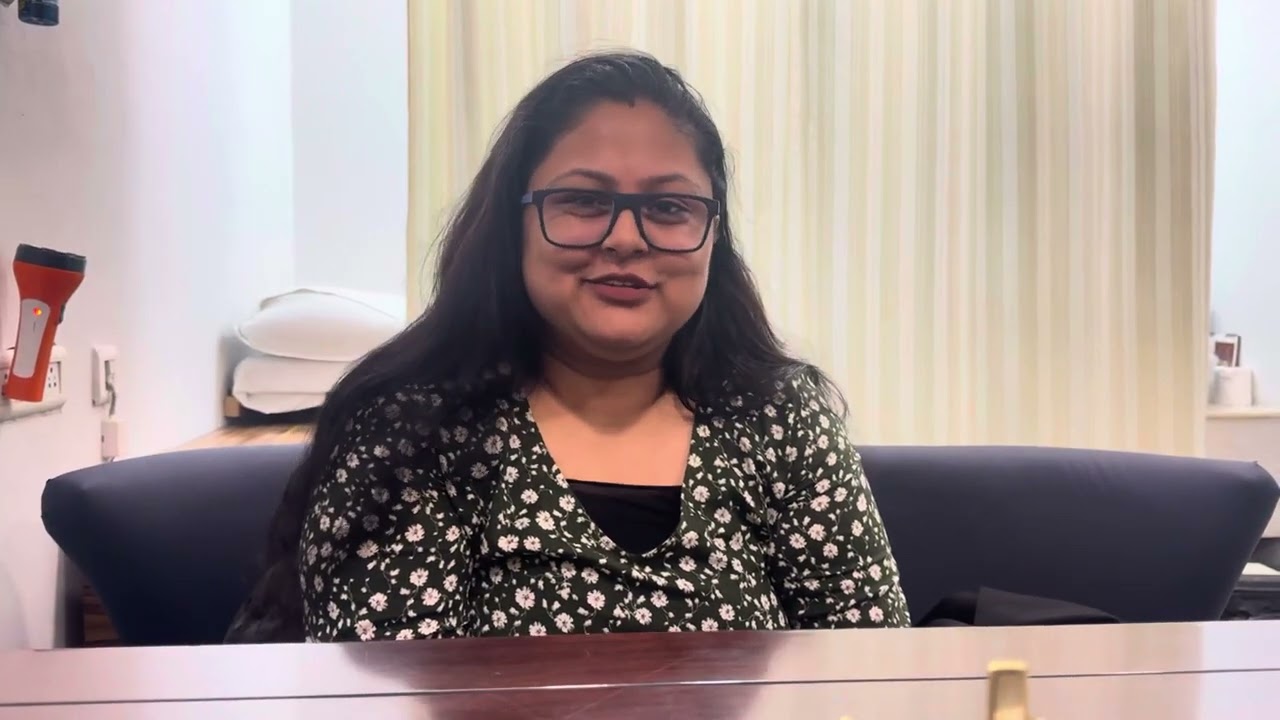 DOCTOR for PILES , FISSURE & FISTULA Problem in Young Girls, Ladies & Women -  DR ASHISH BHANOT