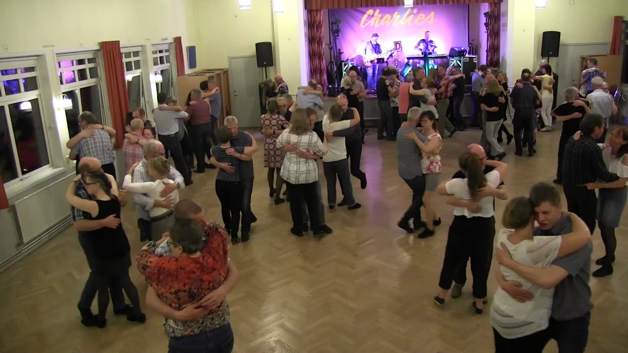 Lagagården 16/4 2019 med Charlies no: 3 av 3. Foxtrot.