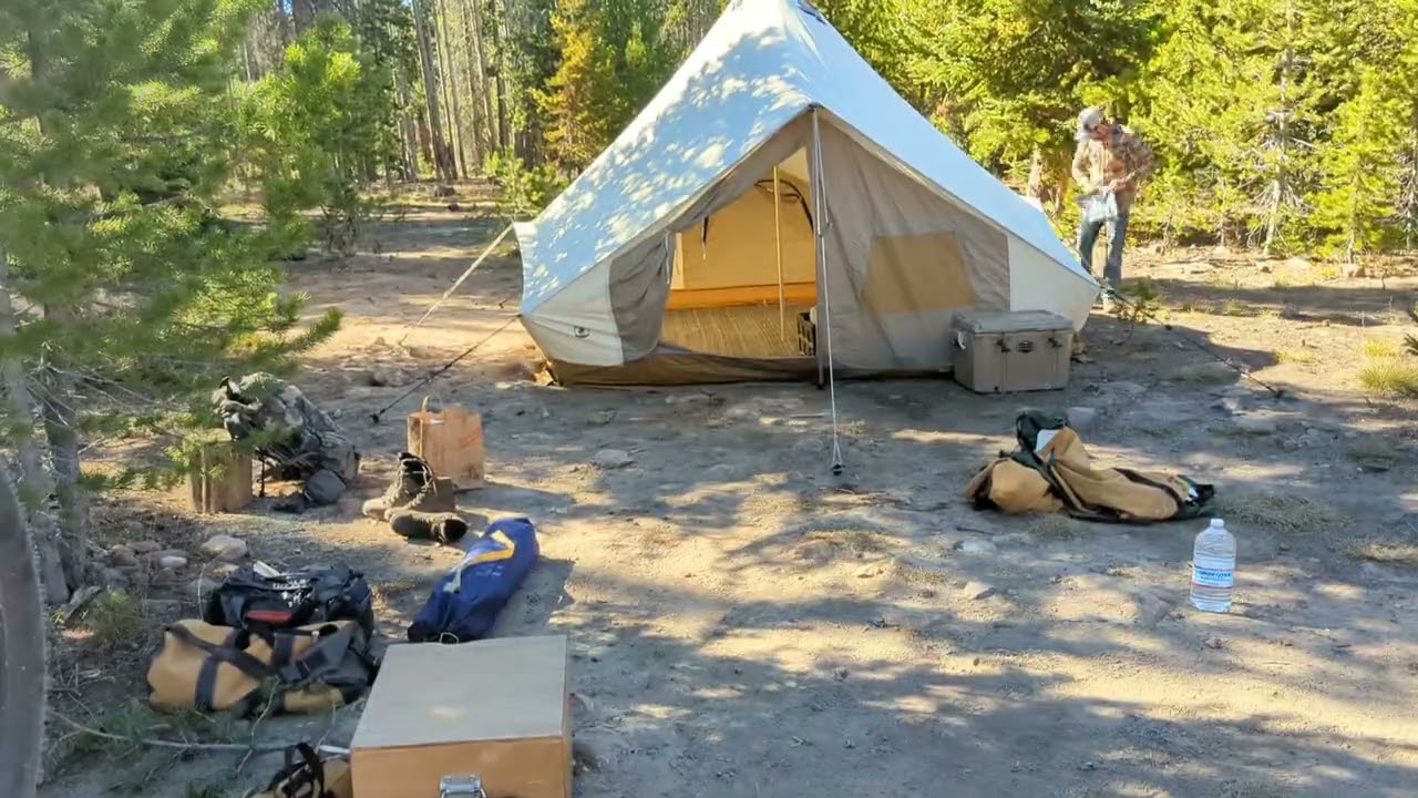 Ellis Canvas Shackleton Camp Breakdown