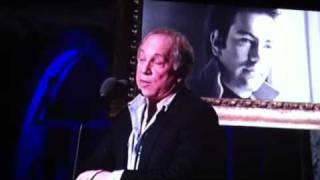 Paul Simon Inducts Neil Diamond into the RRHOF