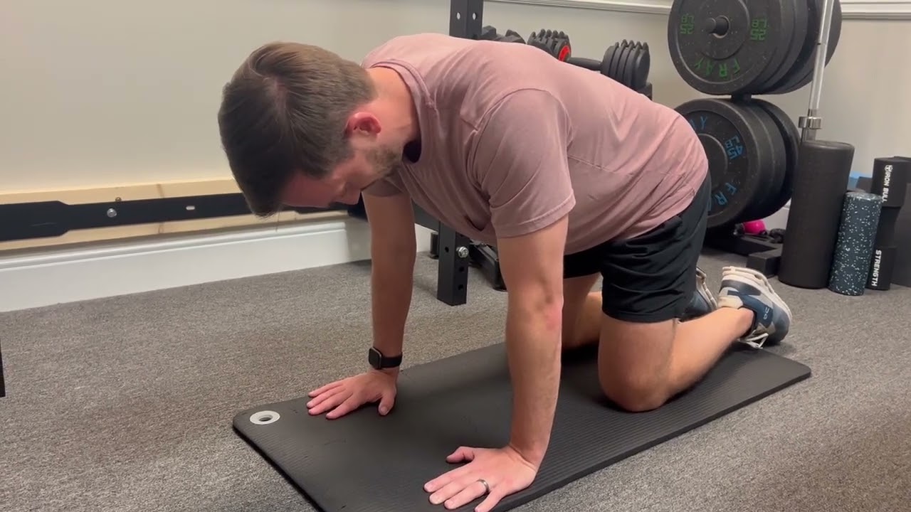 First knuckle push up