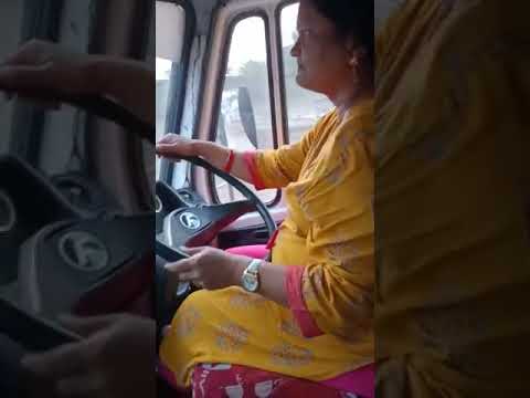 Woman drives bus in Pune to save the driver