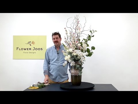 How To Make A Tall Vase Of Faux Flowers Using IKEA Fake Flowers