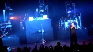 Drake Live In Winnipeg - Over Outro Song July.21.2010