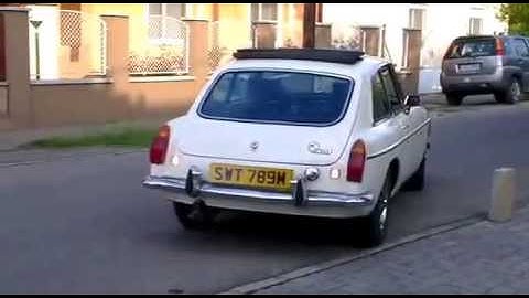 1973 MGB GT