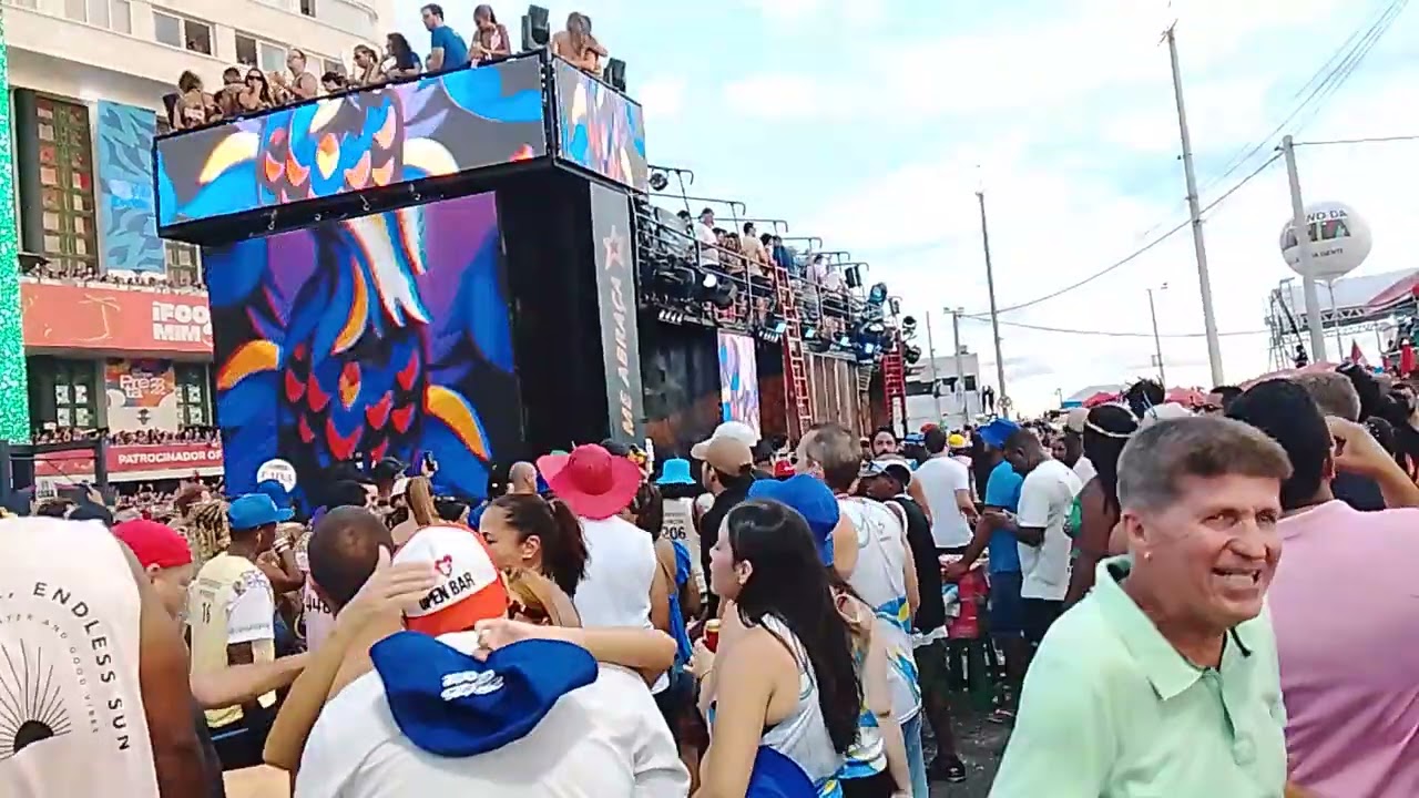 Bloco Me Abraça 2026