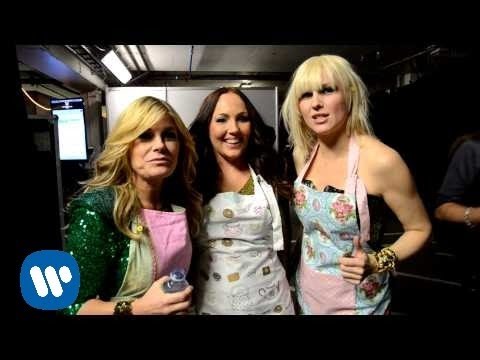 Swedish House Wives laddar inför genrep (Melodifestivalen 2013 deltävling 2)