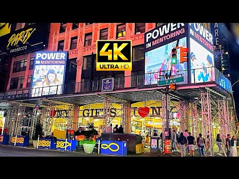 Видео: Лучшие развлечения в Гринпойнте, Бруклин