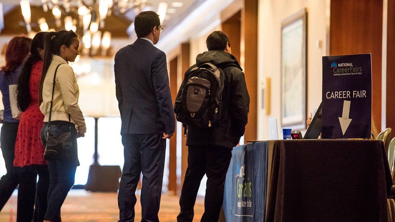 Jobs Report Expected to Show Growth, OPEC Weighs a Cut in Oil Output