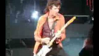 Keith Richards drunk on stage chords