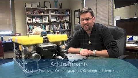 Pool test of a remotely operated vehicle (ROV) at the University of Delaware