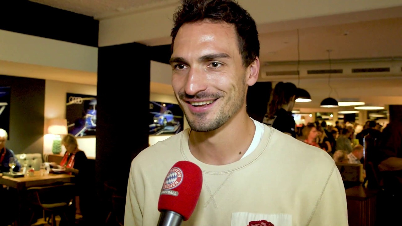 fcb manila 10 Kurze mit Mats Hummels