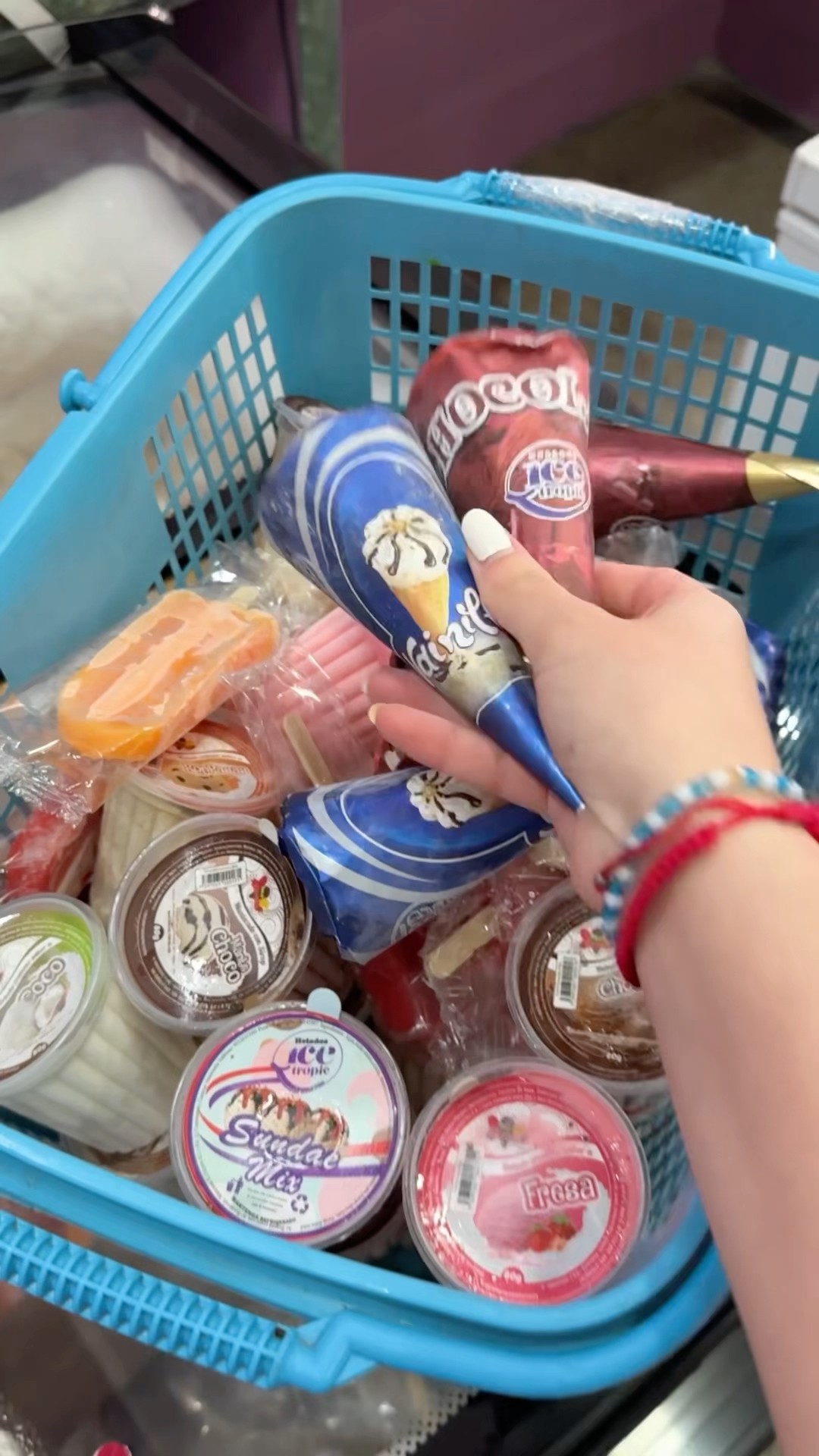 HELADOS GRATIS ????