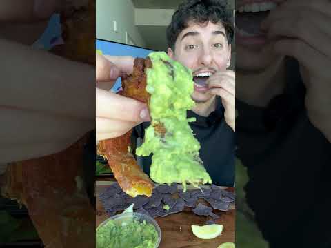 Trying Chicharron and Guacamole! 🤯🔥 #chicharron #chicharrones #guacamole #guac