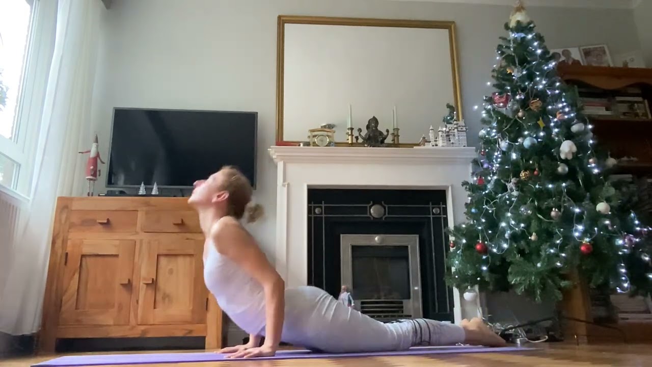 Transitions from Crow to Headstand and jump to Crow 