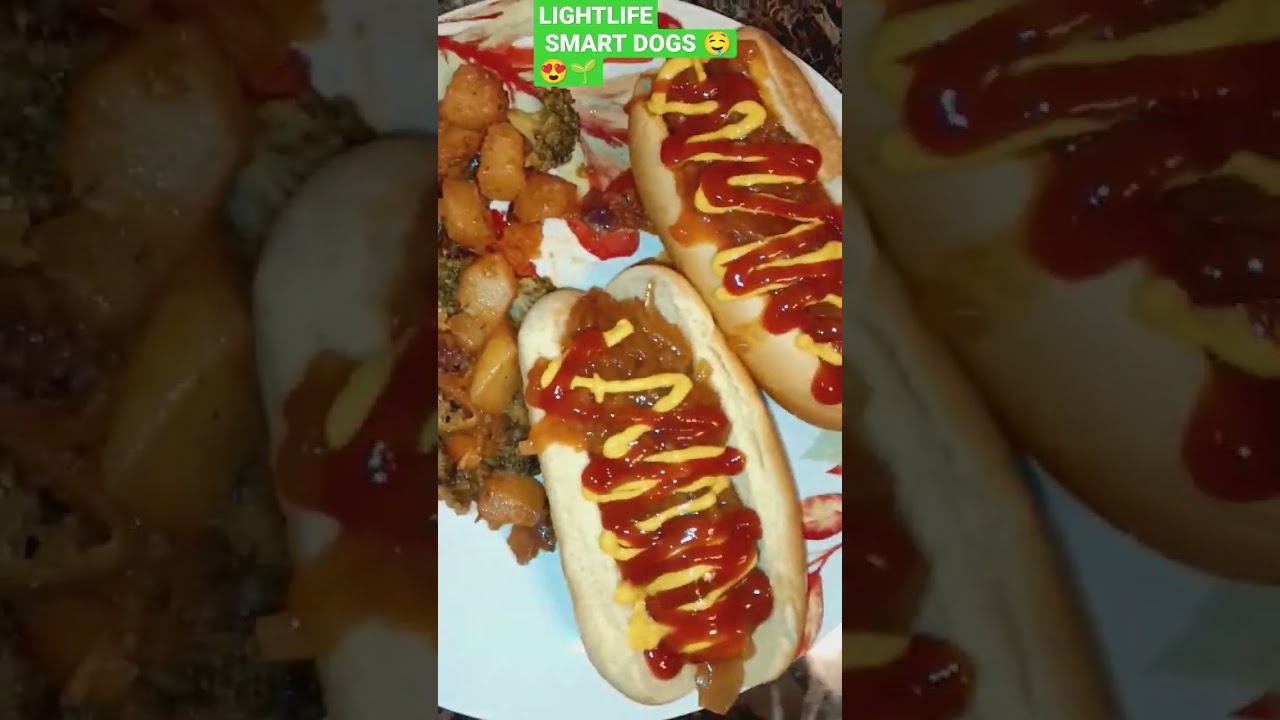 MADE VEGAN  LIGHT LIFE SMART DOGS & WE LOVE IT.🌱😍🤤👑