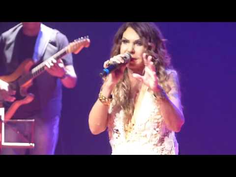 Elba Ramalho - Beija-Flor, Aí Q Saudade D'ocê, Lá Vem A Baiana E Morena De Angola