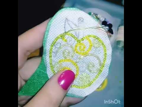 Брошь из бисера Яблоко - YouTube