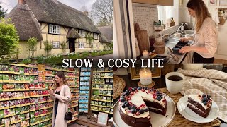 Daily life in the Countryside | Charming English Village, Baking & Planting Pumpkins, Slow Life Vlog screenshot 4