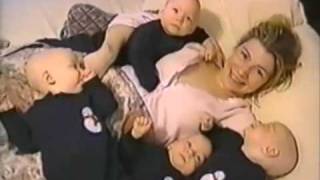 RTL Baby lachen (Vierlinge, Baby, Lachen)
