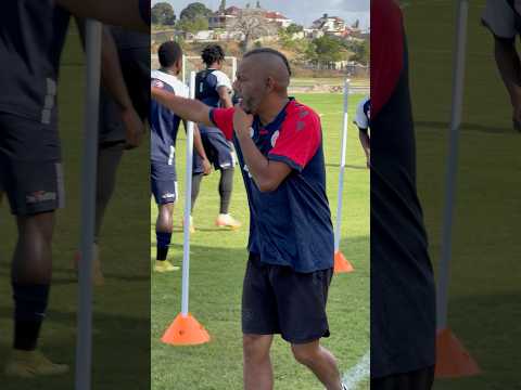 Mtaalamu Wa Mazoezi Ya Viongo Riedoh Berdien Mtaalamu Wa Mazoezi Ya Viongo Riedoh Berdien