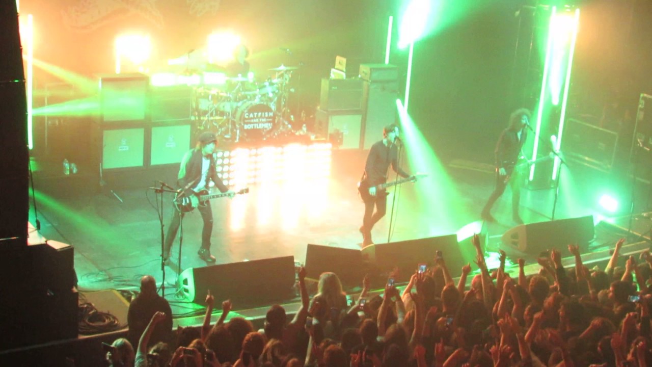 Catfish and the Bottlemen Soundcheck The Riv Chicago, IL YouTube