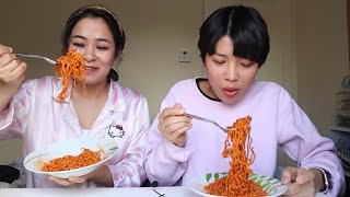 Eng Sub 2Pm Akabare Y Noodle Challenge Jess Vs Paris Nepali Mukbang
