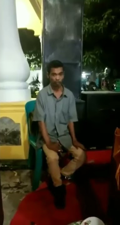 Lihat Pemuda ini habis makan pil ekstasi 10 butir alias inex jadi kejang-kejang