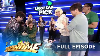 Lassy, 'na-dogshow' habang kinakantahan ng choir | It's Showtime | December 9, 2025