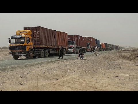 Афганские талибы взимают плату за перевозку грузов в Пакистан …