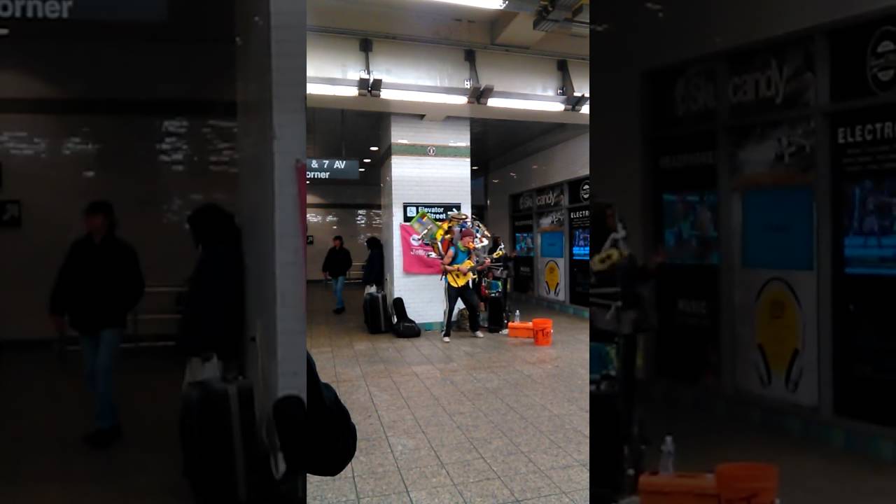 NYC Kevin Teppo street performers, 01-02-2016