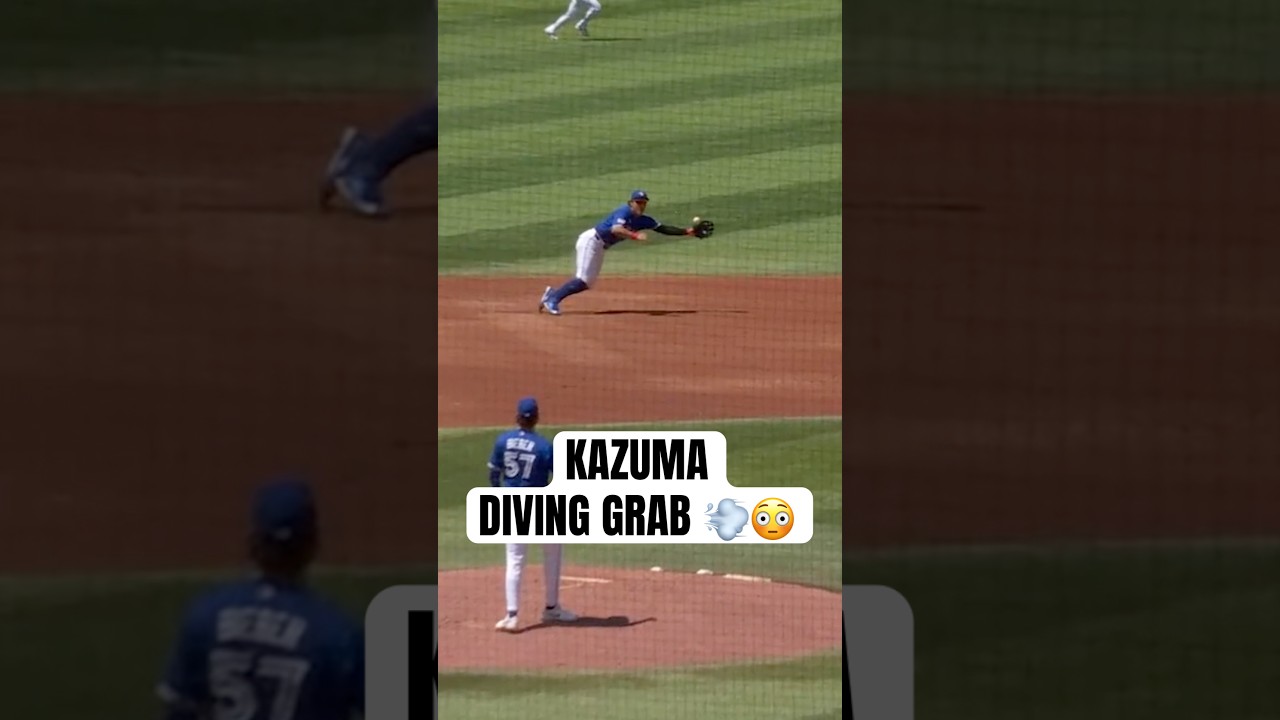Kazuma Okamoto extends for a fantastic diving grab 👏 #MLB #Toronto #BlueJays