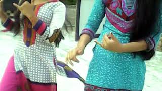 Bangla village dance Super Performance .Bangladeshi Girls dance video 2017.