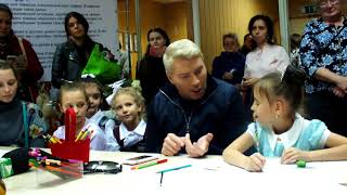 Басков учит оренбургских детей любить себя и Бога