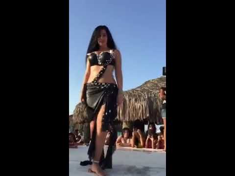 شاهد رقص صافناز في شرم الشيح 