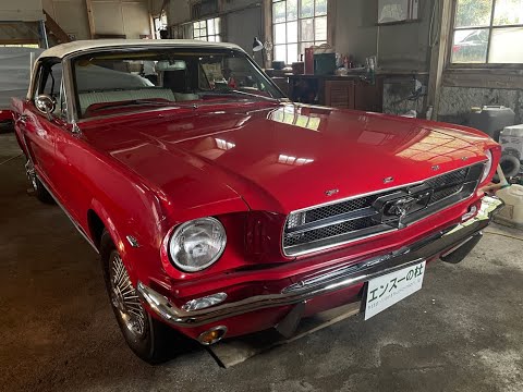 M2 フォード C950 ボックストラック & 1965 フォードマスタング M2 MACHINES CHASE 1966 FORD C950 BOX TRUCK & 1965 FORD