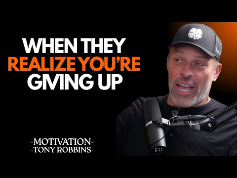 Video Quando una persona evitante si rende conto che hai finito di provarci: la fase finale | Discorso ...