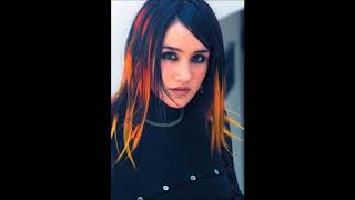 RBD - Fuego (Versión Original/Alternativa usada en la novela Rebelde) [Dulce Maria]