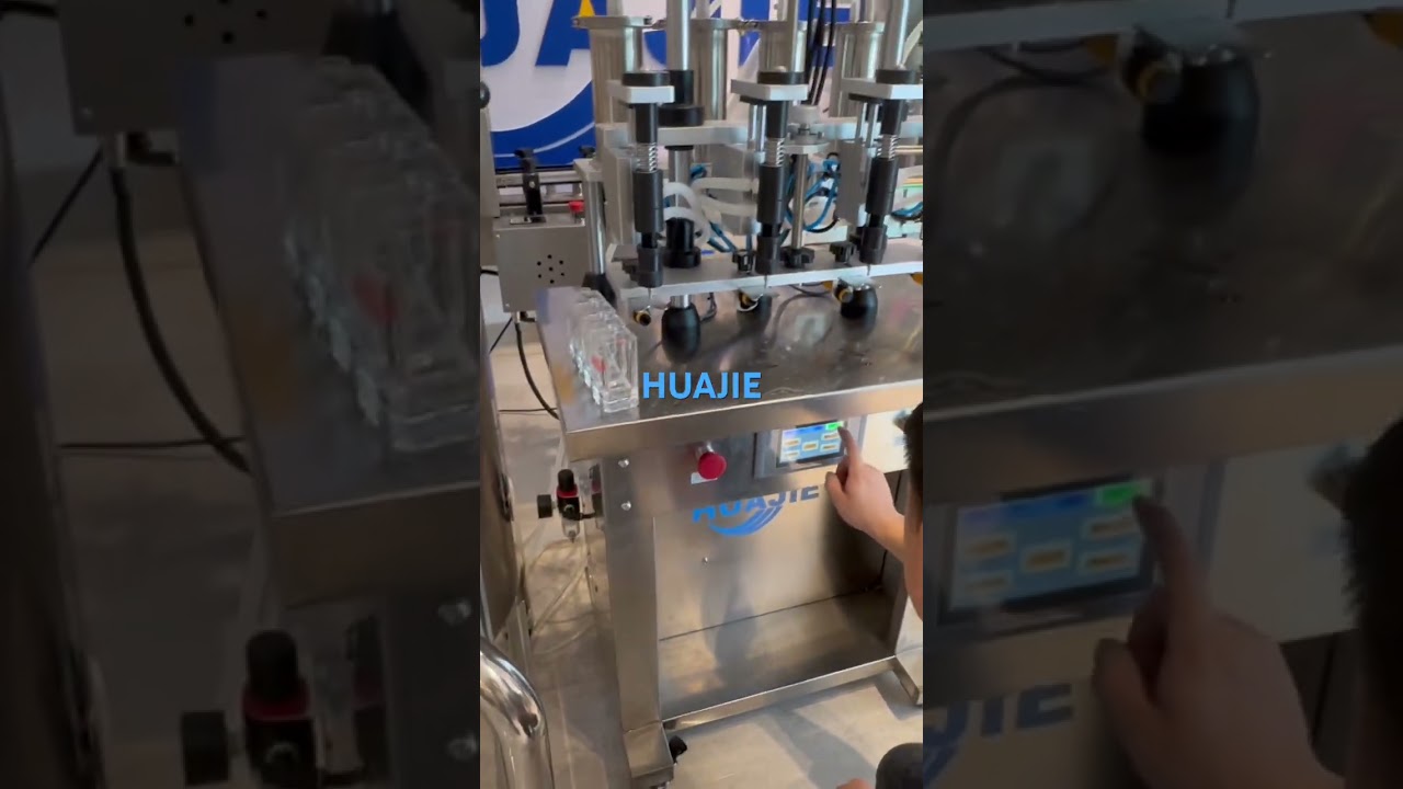 Perfume mixing tank connect with 4 nozzles vacuum perfume filling machine