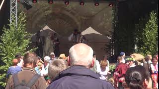 00091 Tautu diena Rita ausma uz Vermandarza videjas skatuves