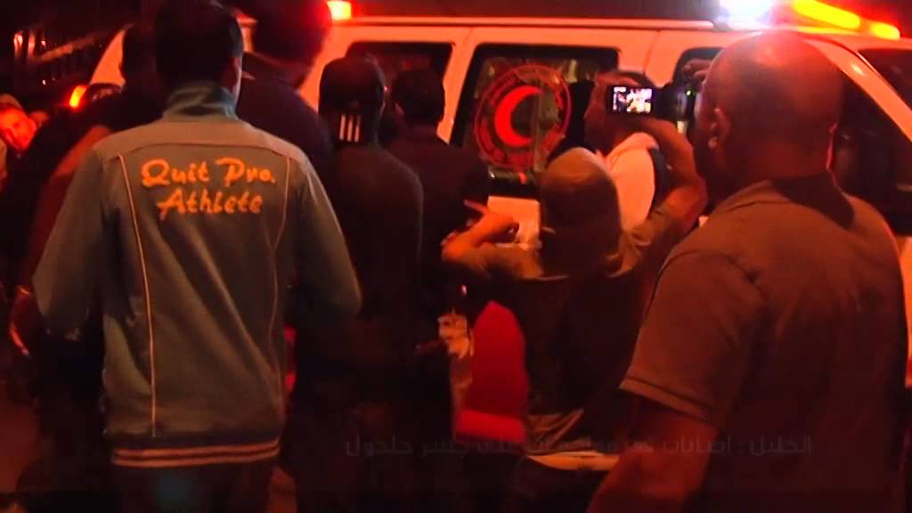 الخليل : اصابات في مواجهات على جسر حلحول