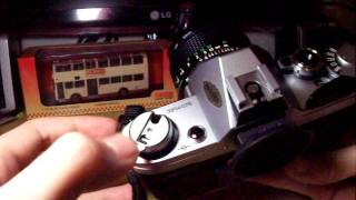 How to Unload Film From SLR Camera (Canon AE-1)